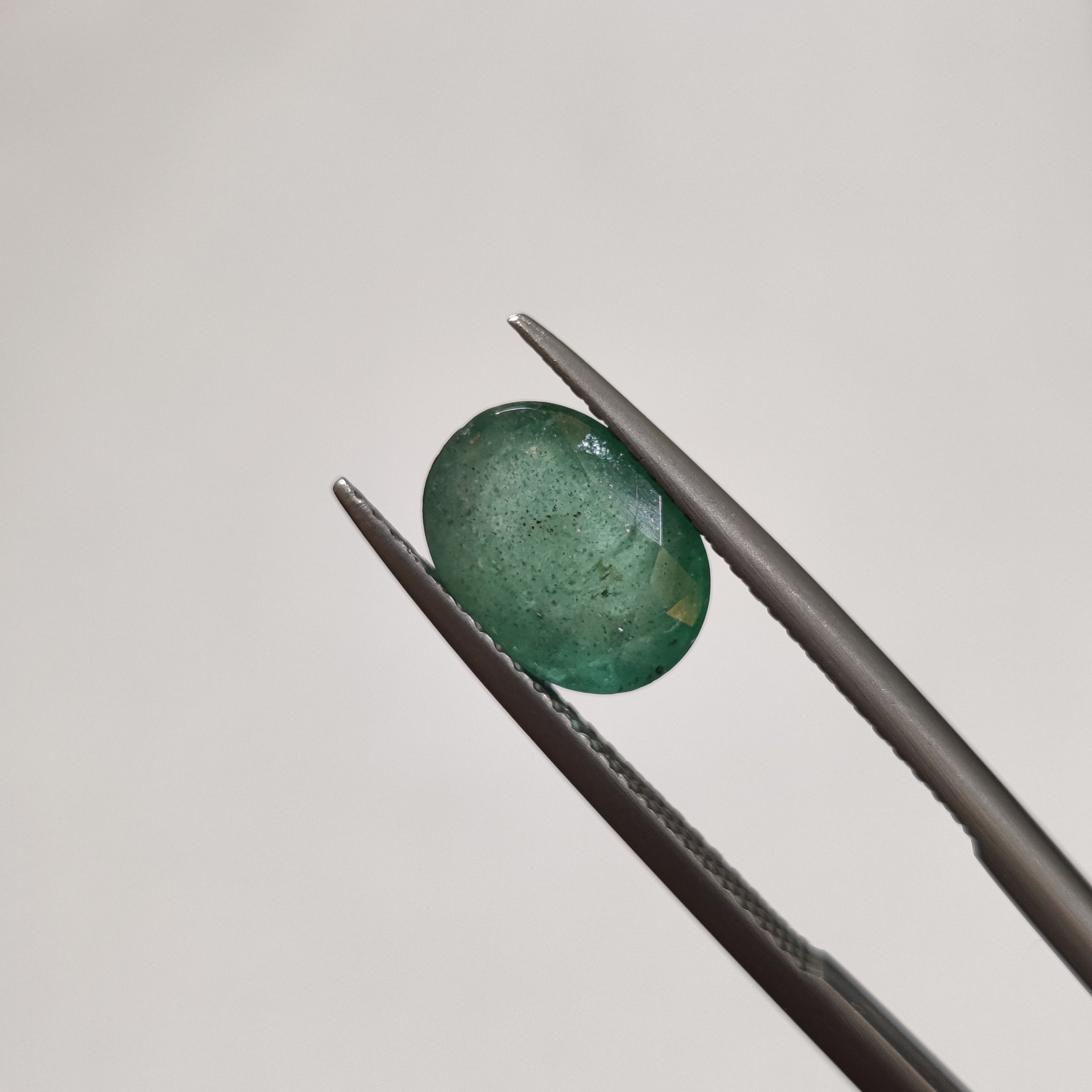 Emerald | EM 414 | 2.55 Carat