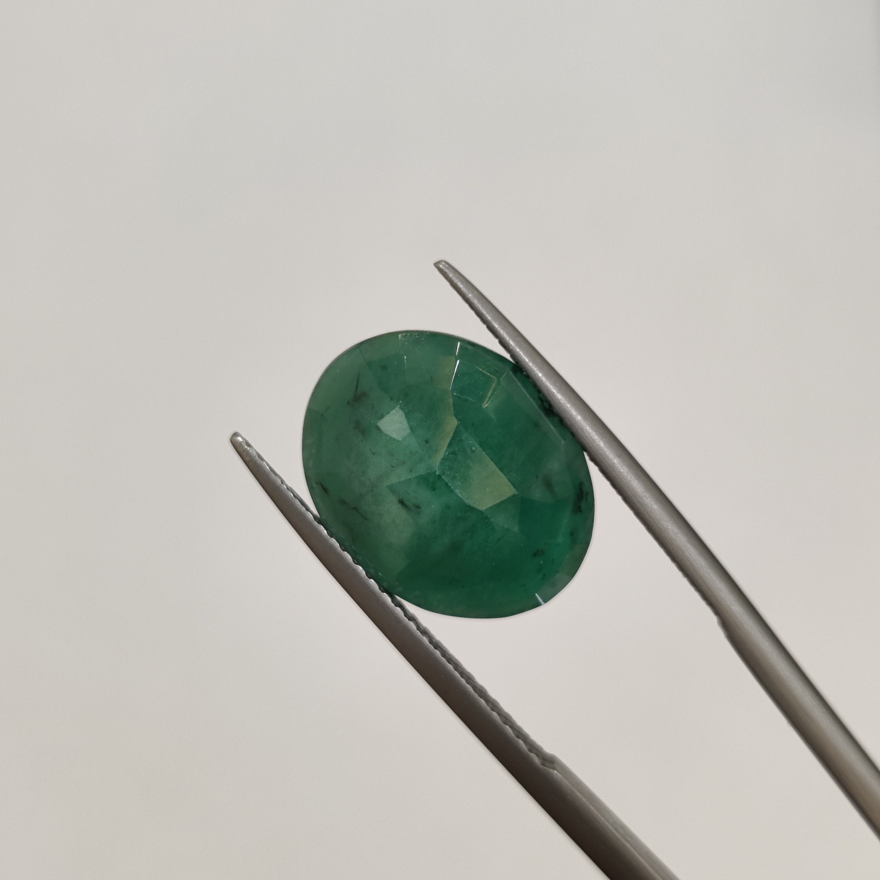 Emerald | EM 437 | 6.88 Carat