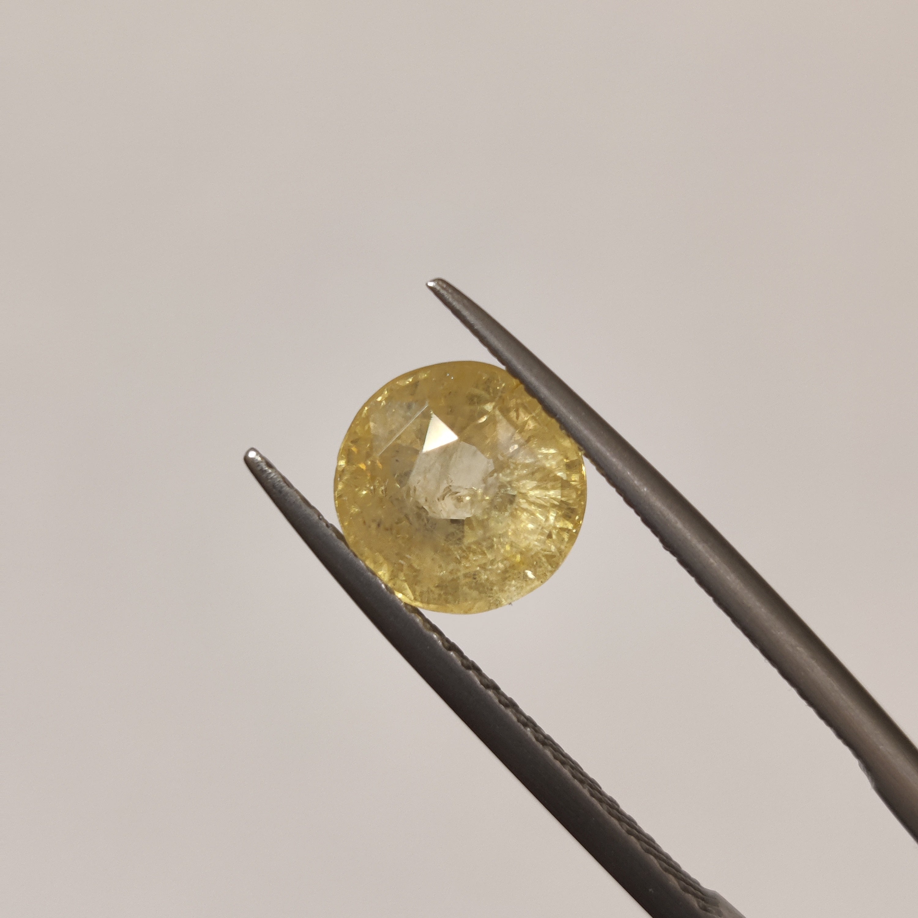 Yellow Sapphire | YS 253 | 2.98 Carat