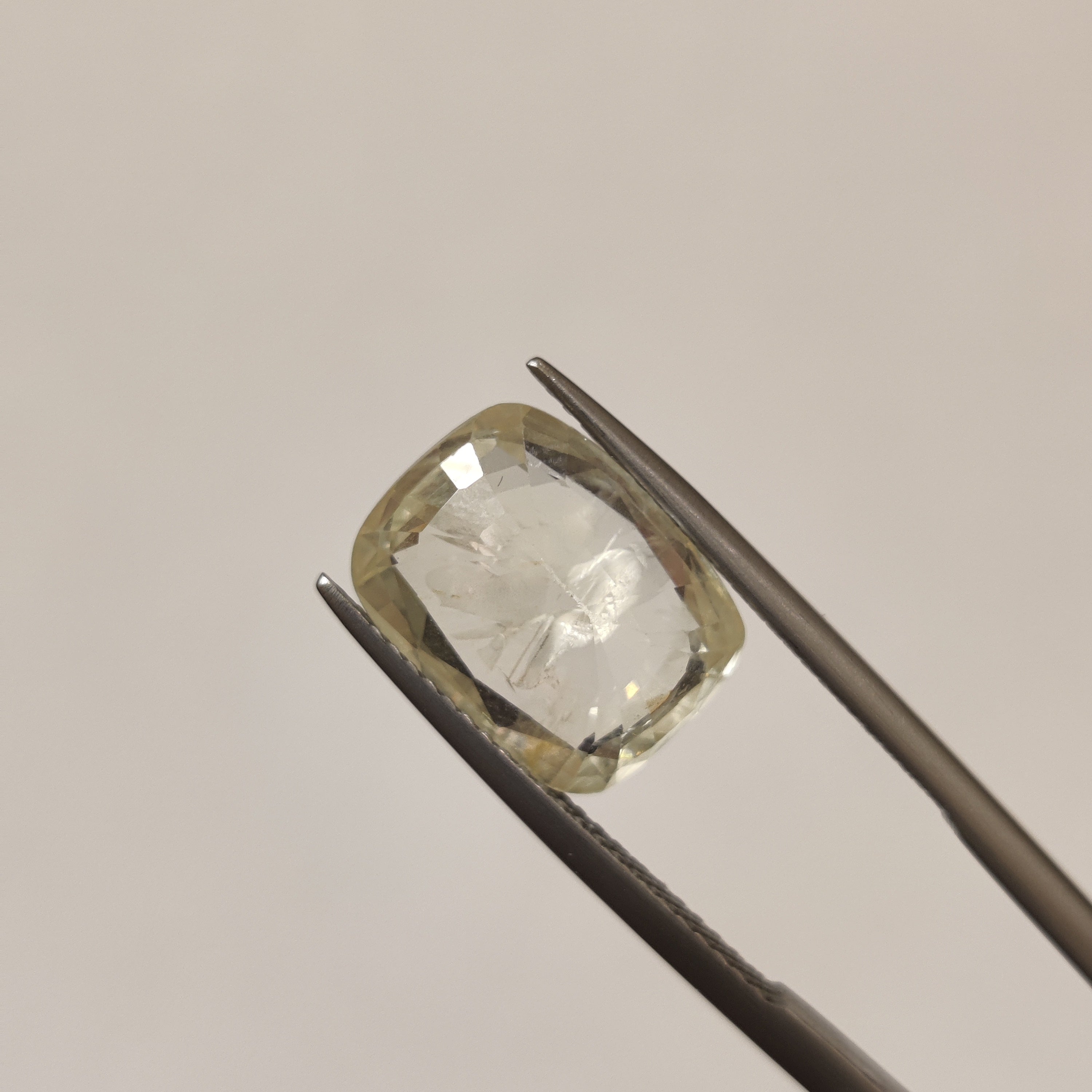 Yellow Sapphire | YS 251 | 7.07 Carat