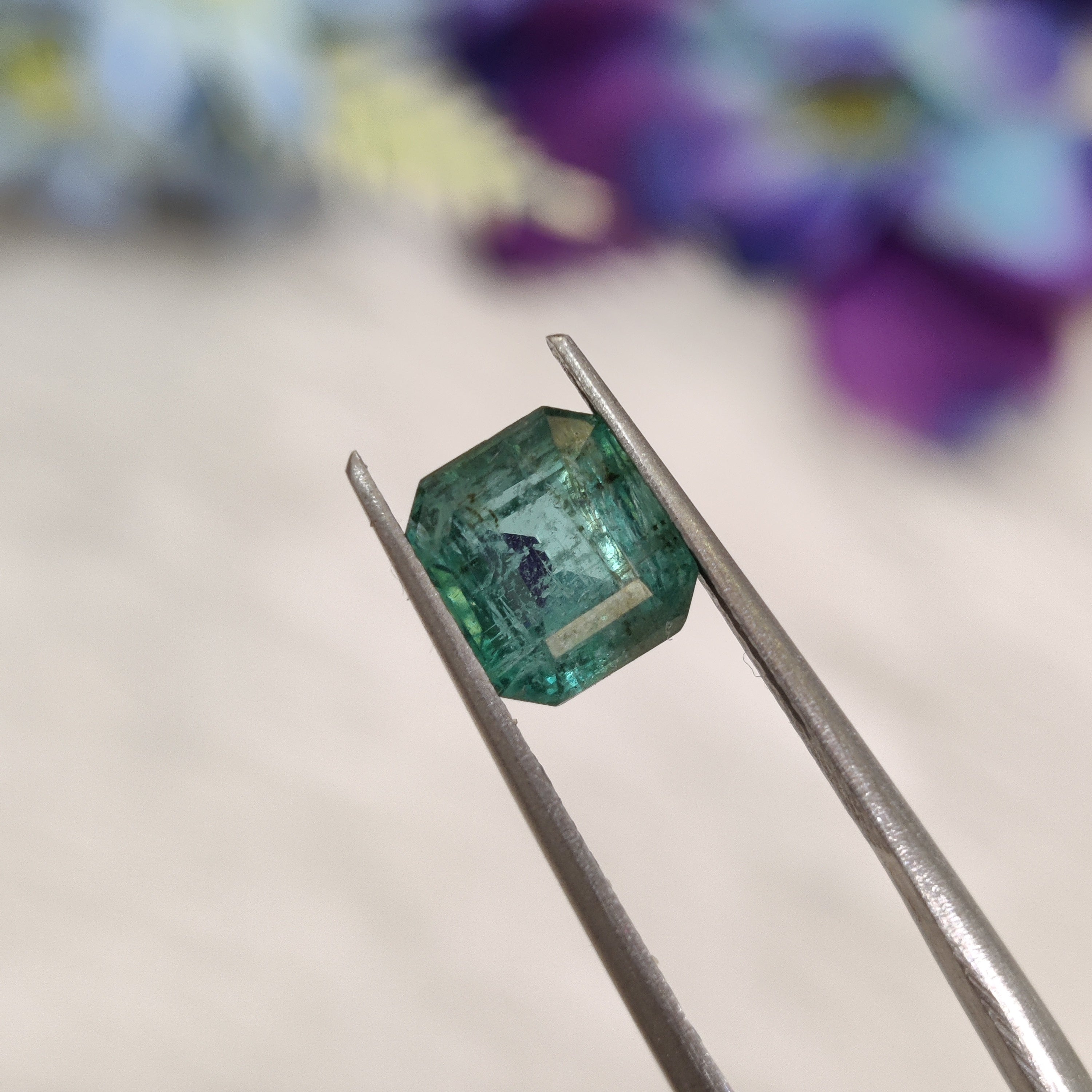 Emerald | EM 472 | 2.15 Carat