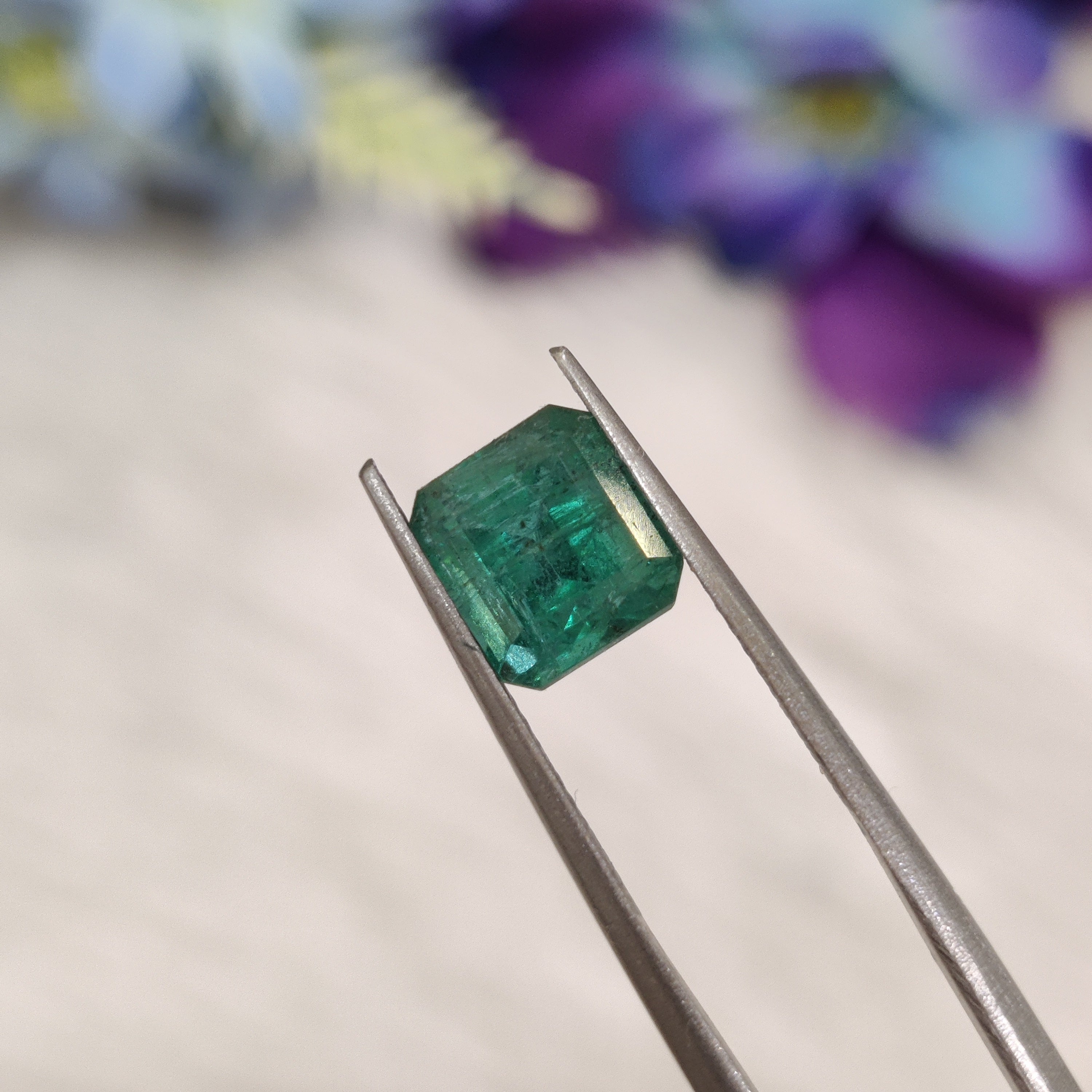 Emerald | EM 473 | 2.29 Carat