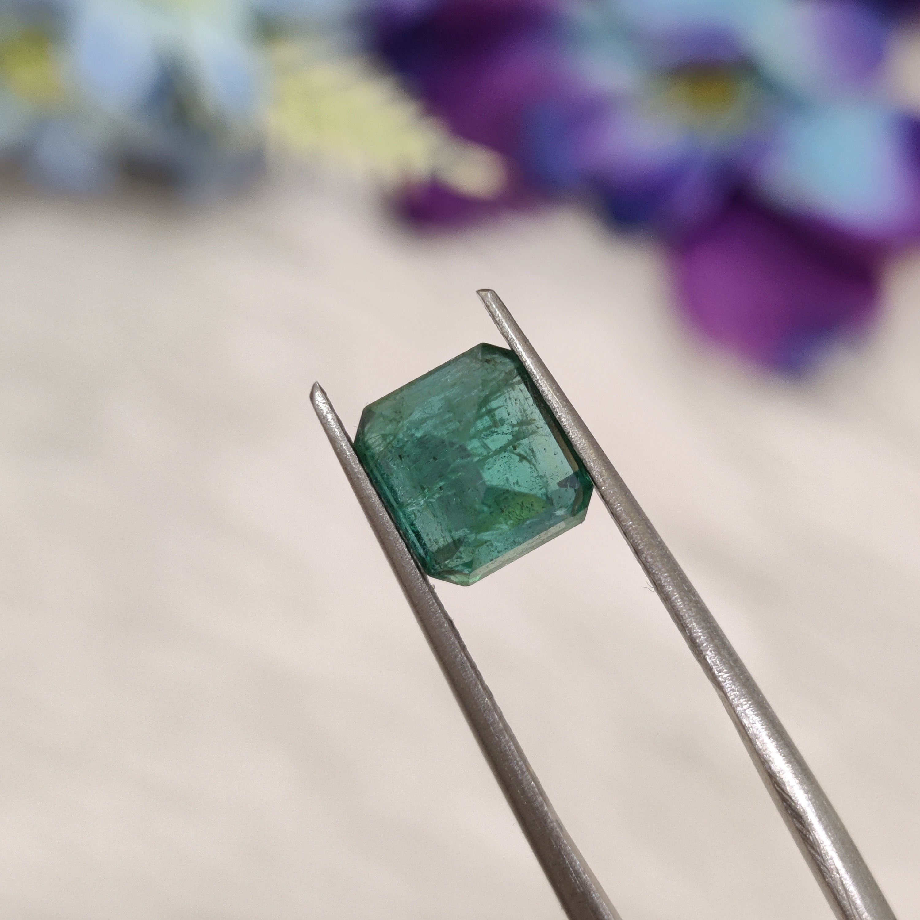 Emerald | EM 473 | 2.29 Carat