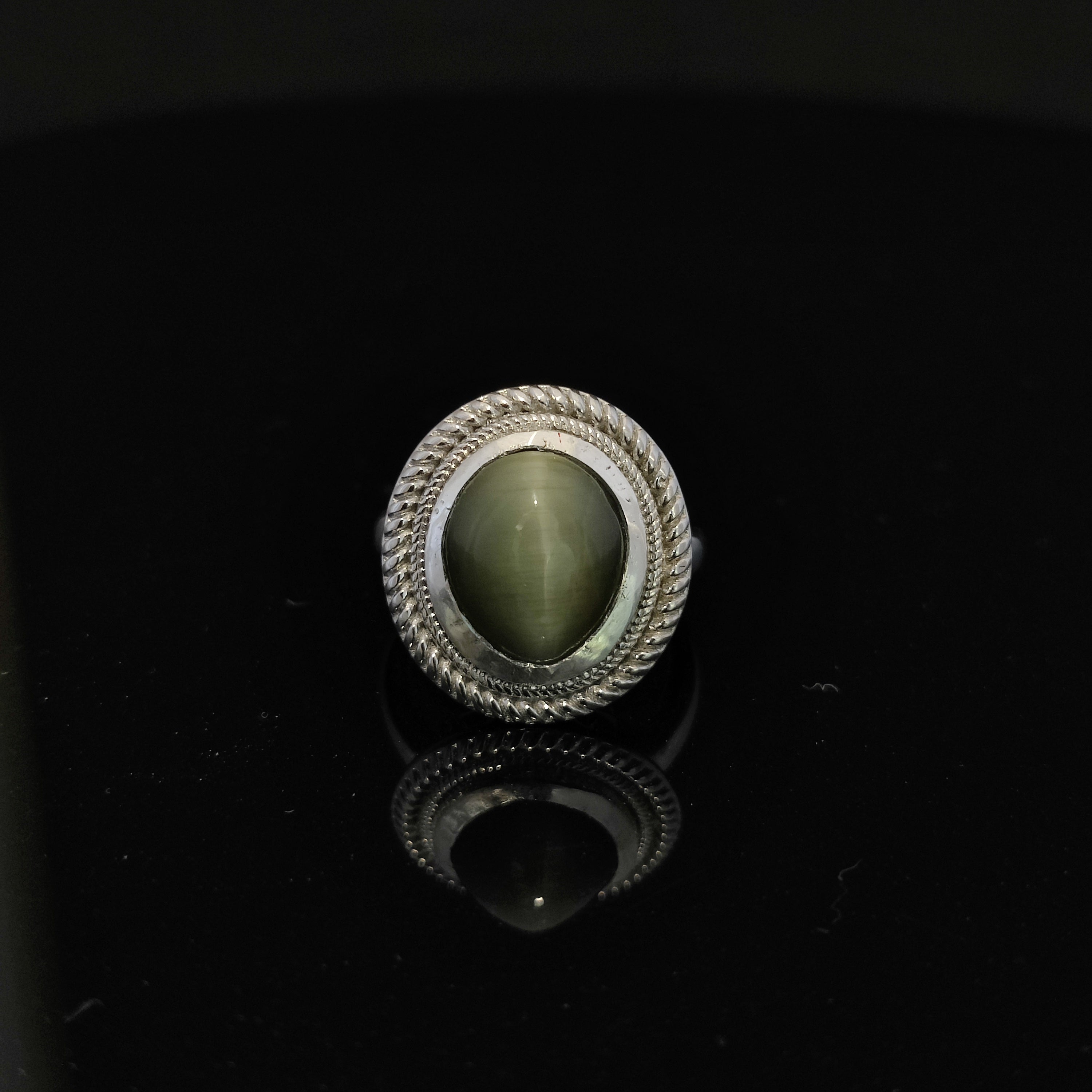 Natural Cats Eye Ring