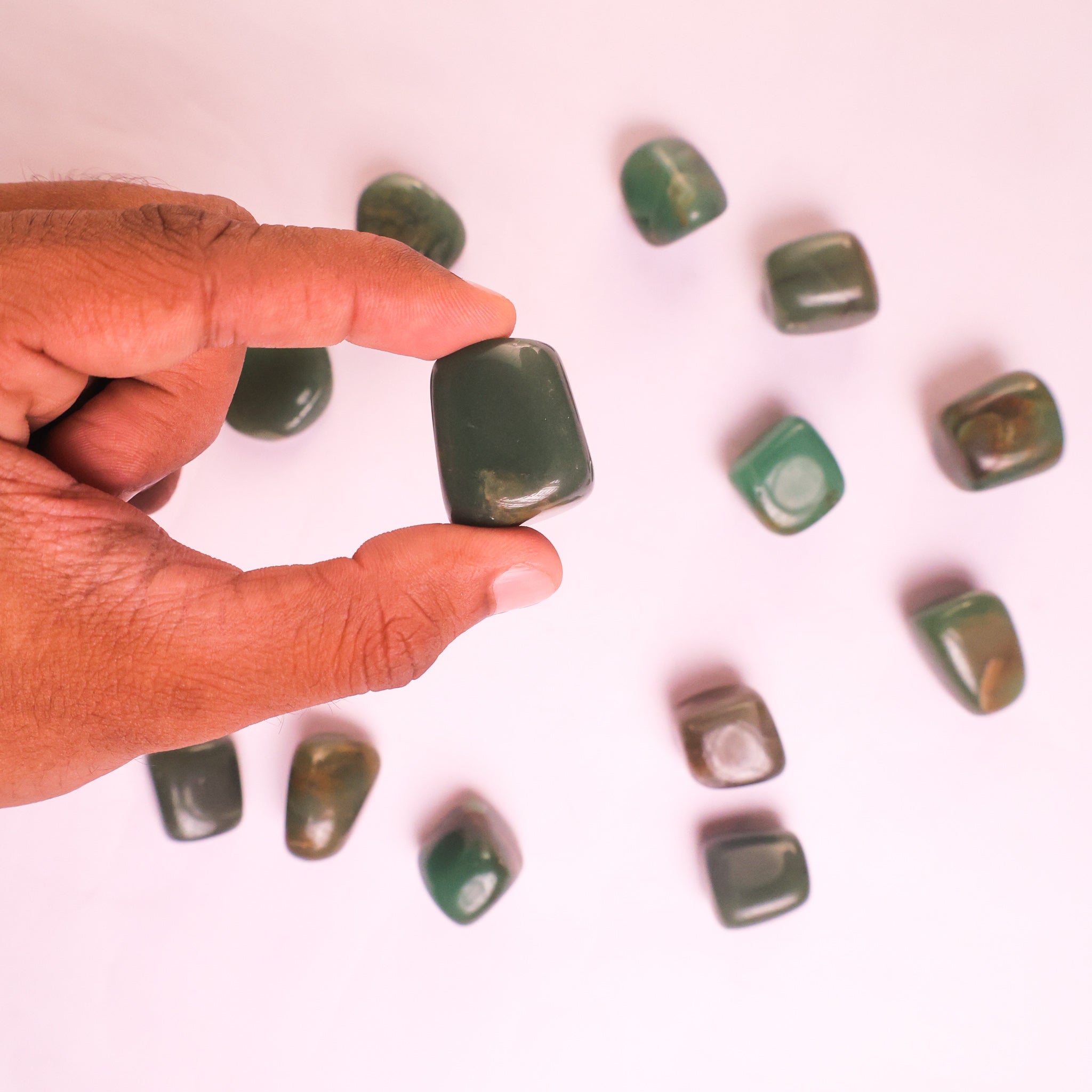 NATURAL DARK GREEN AVENTURINE TUMBLE