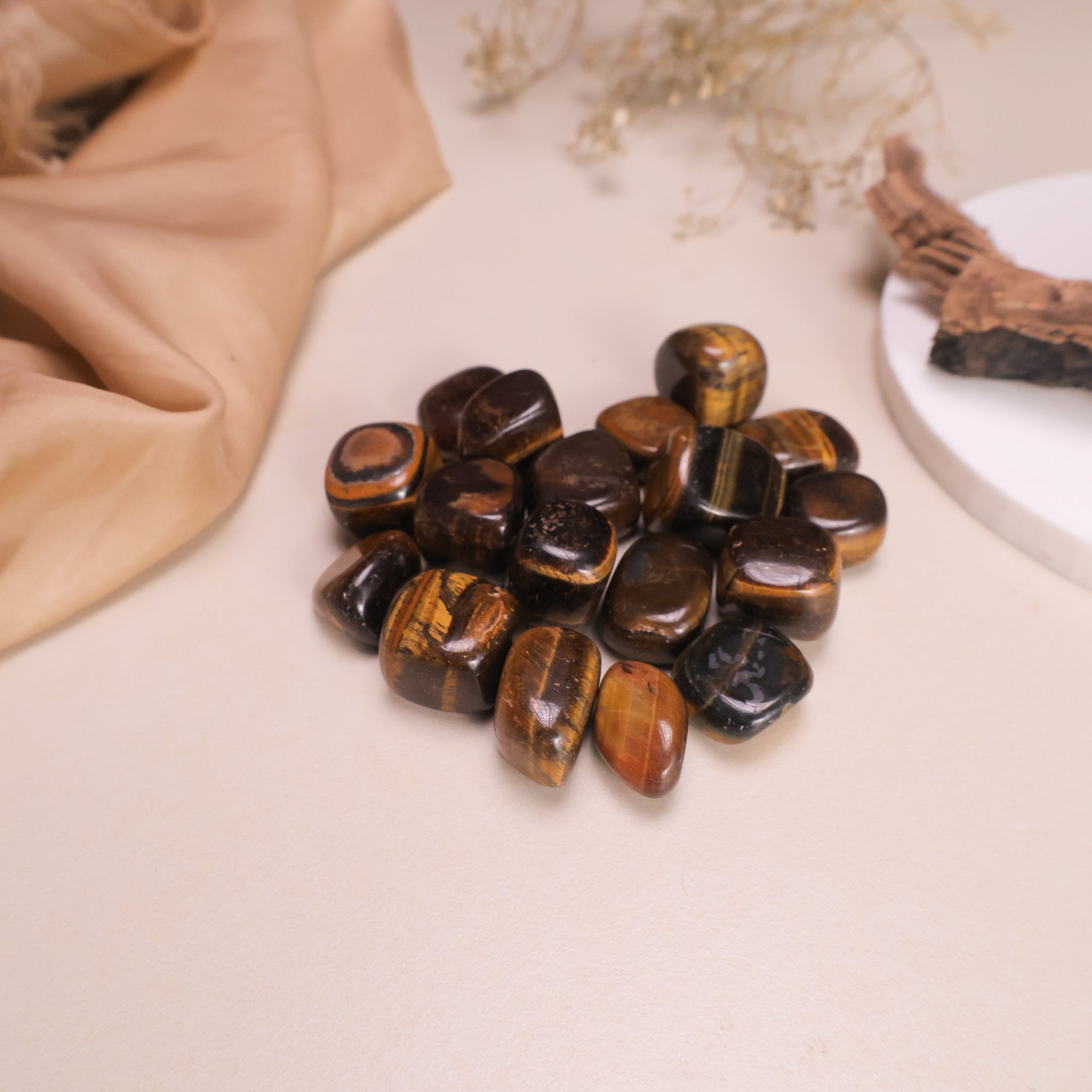 NATURAL TIGER EYE TUMBLE