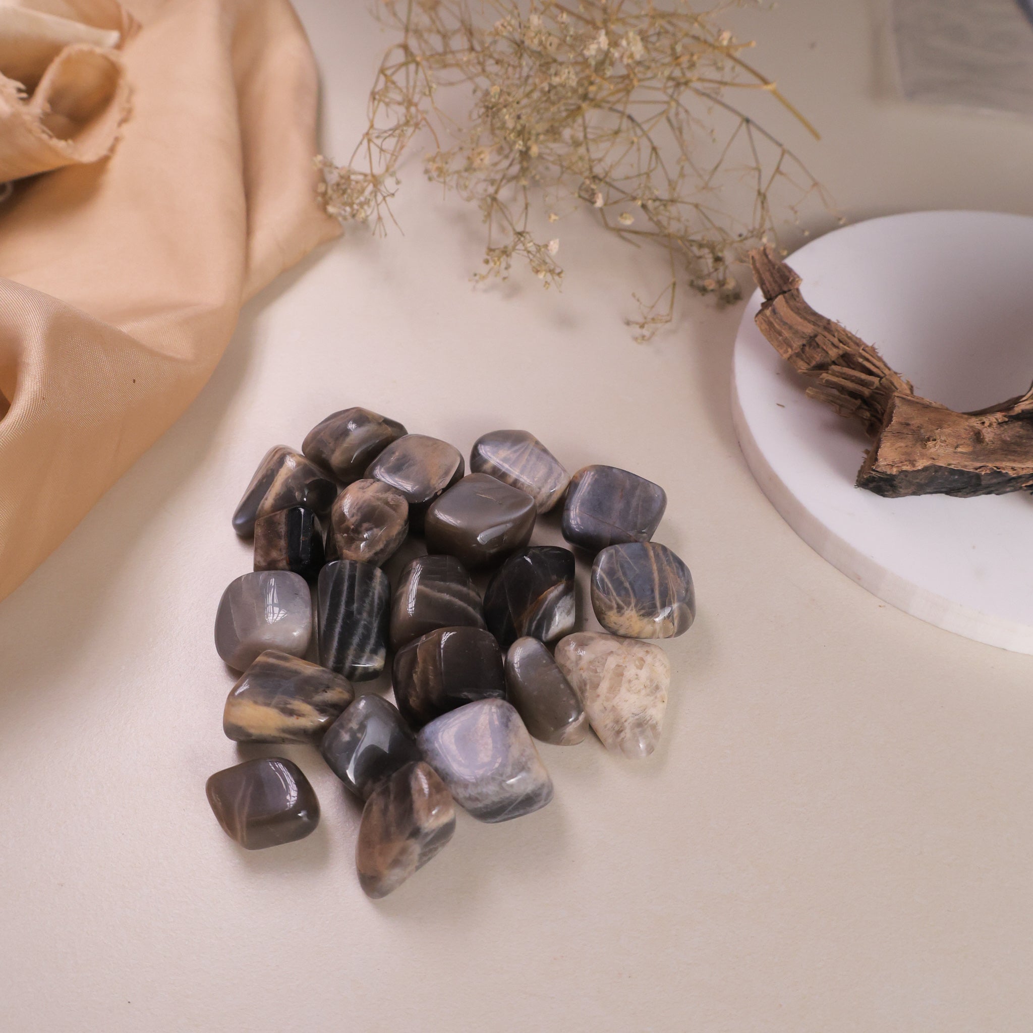 NATURAL BLACK MOONSTONE TUMBLE