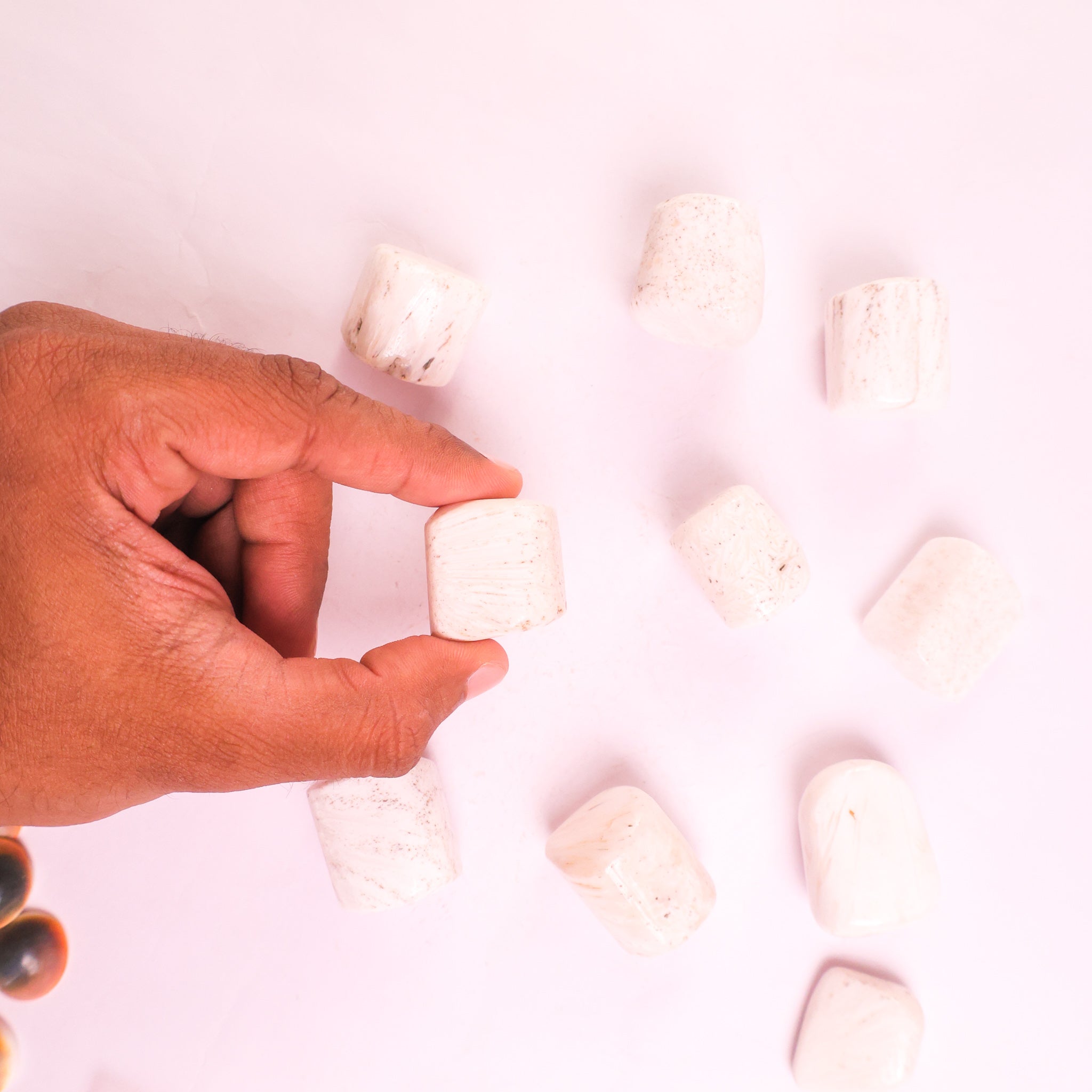 NATURAL SCOLOCITE TUMBLE