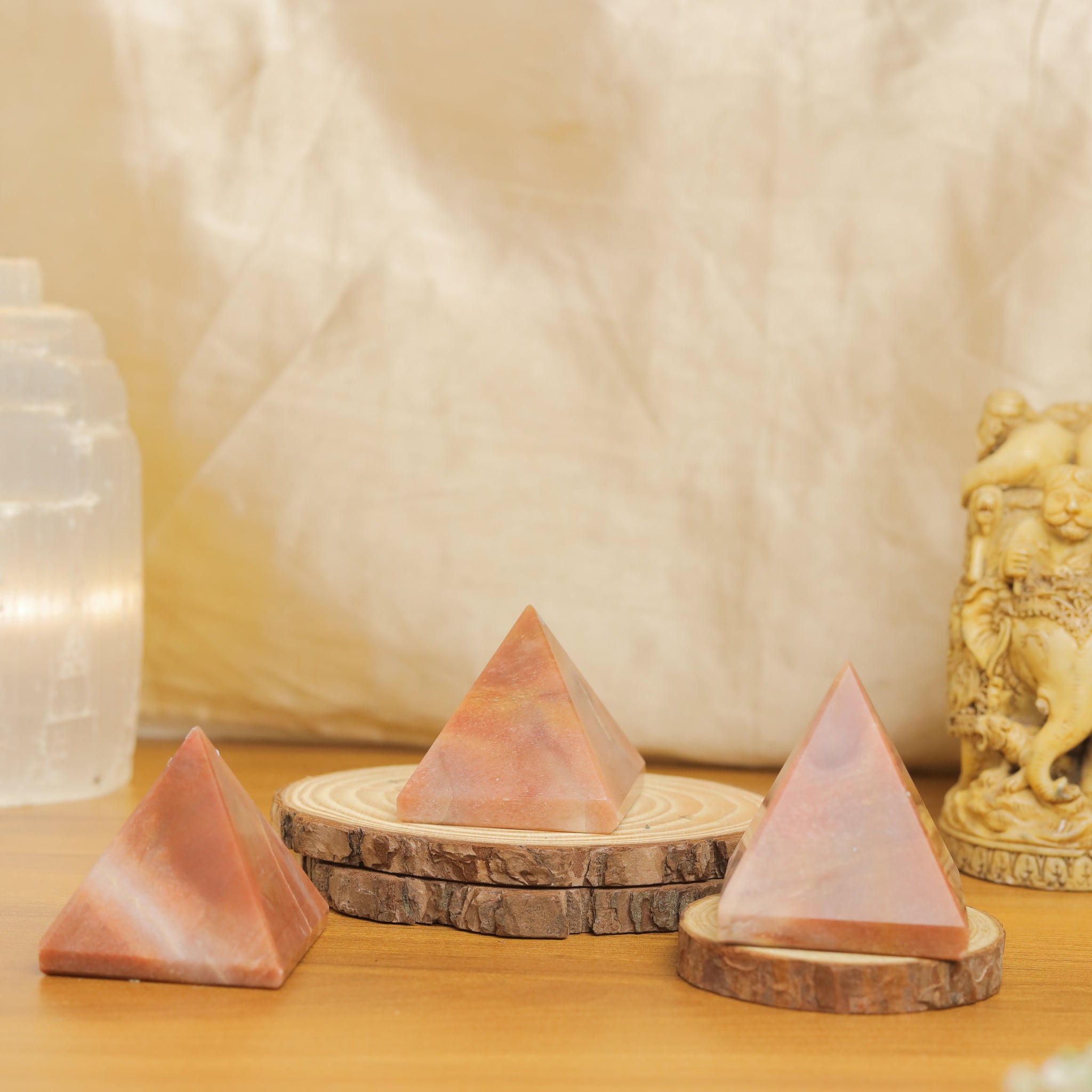 NATURAL RED AVENTURINE  PYRAMID