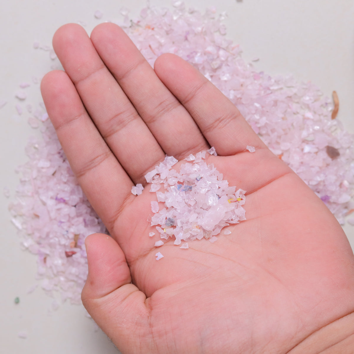 NATURAL ROSE QUARTZ CHIPS