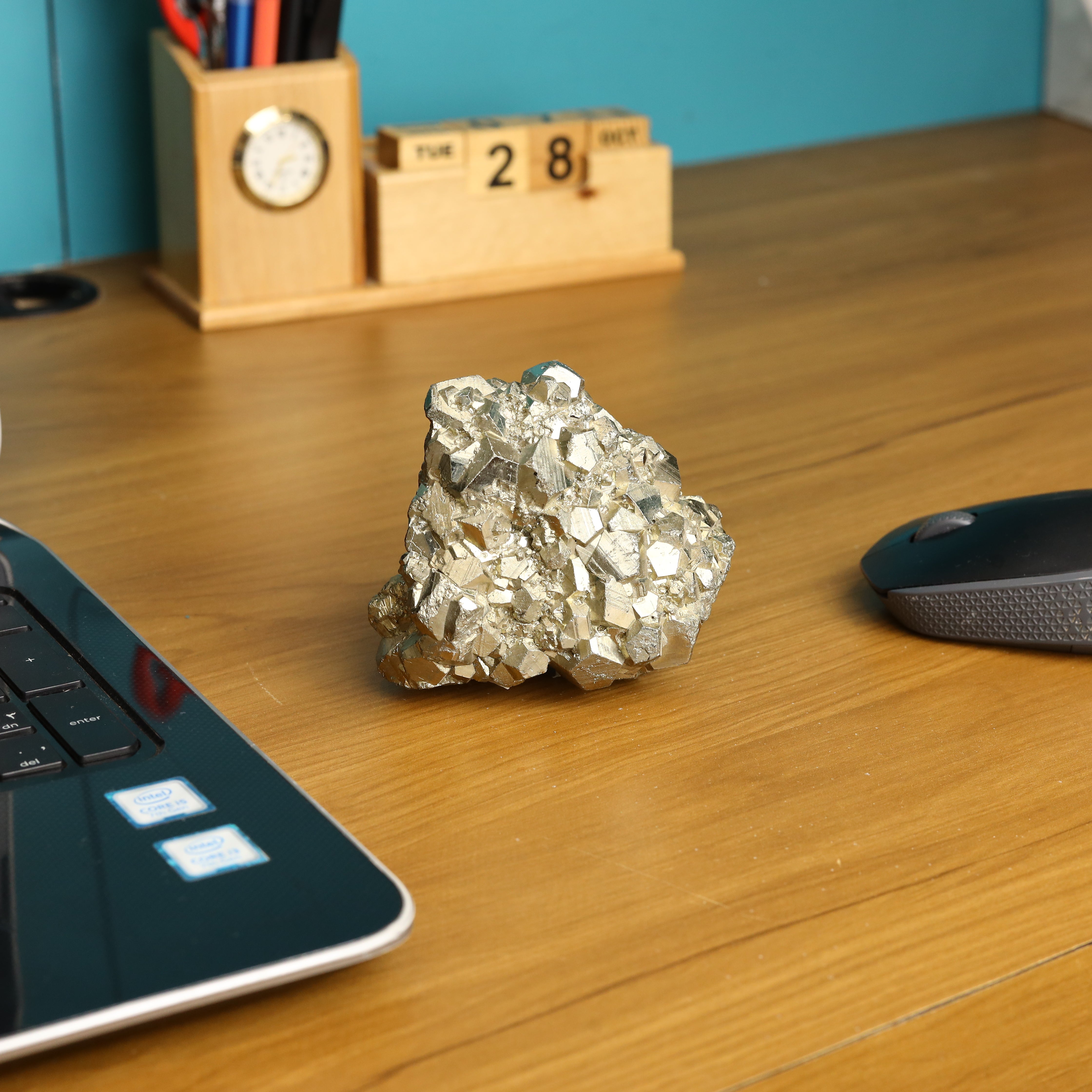 NATURAL PYRITE CLUSTER (894 GRAMS)