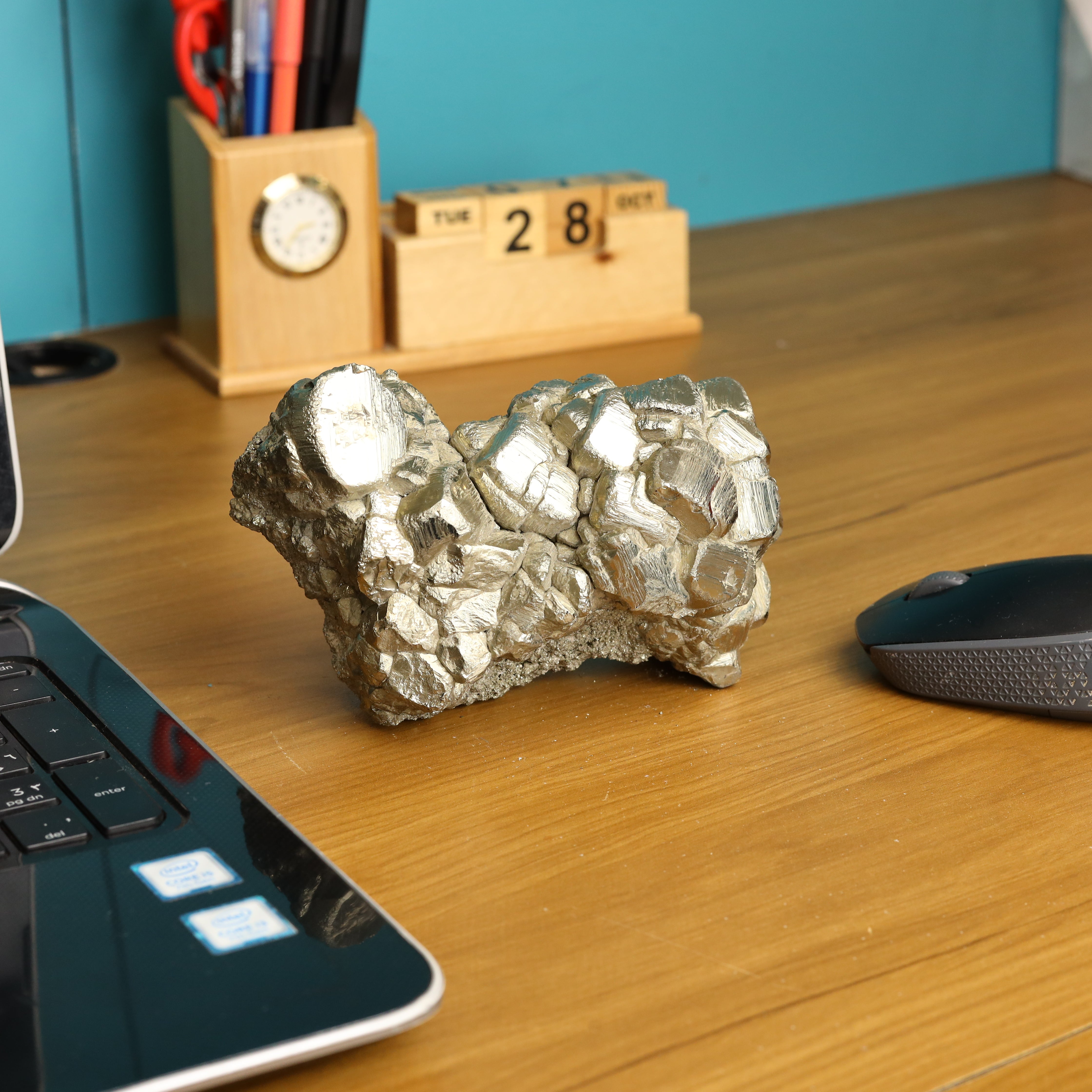 NATURAL PYRITE CLUSTER (1.692 GRAMS)