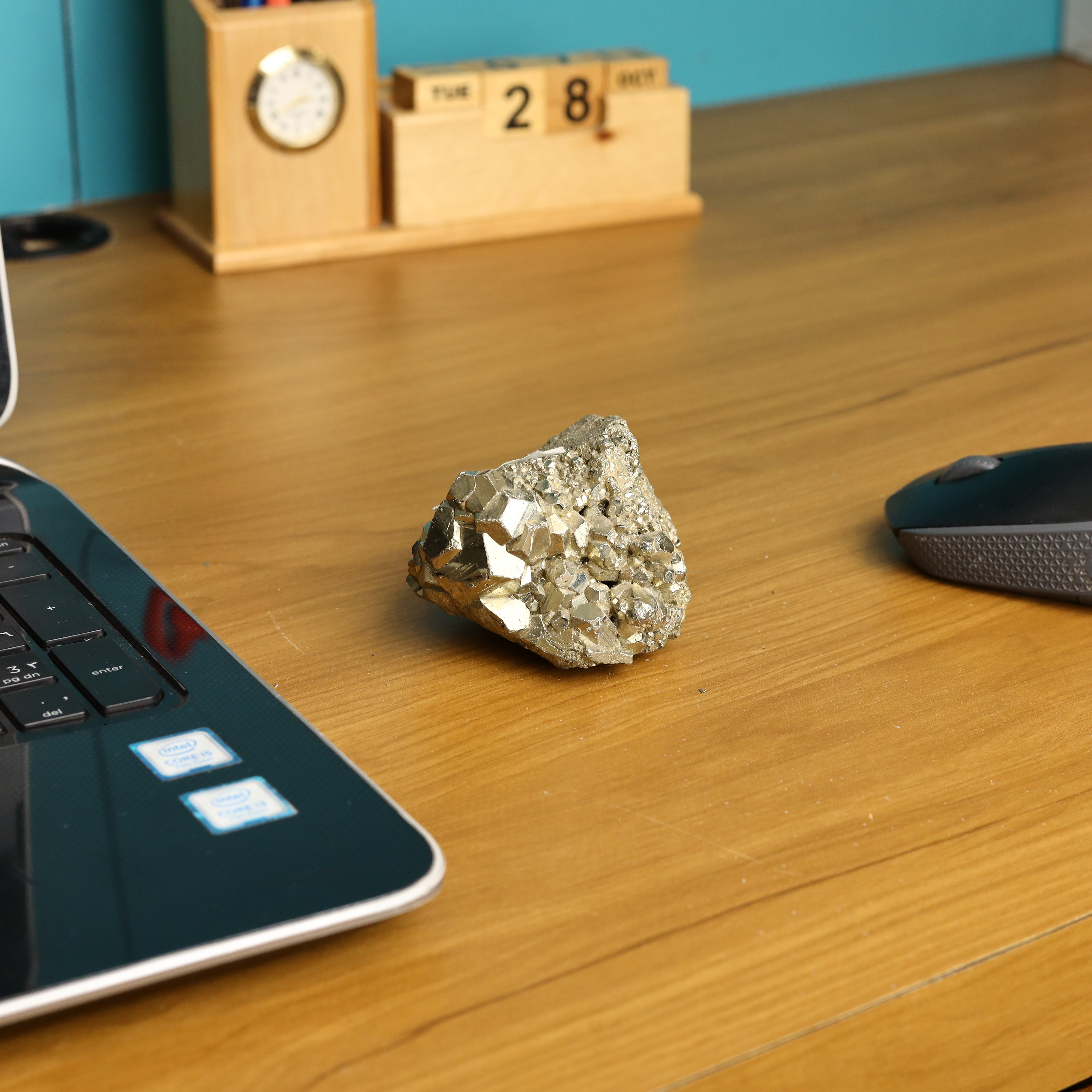 NATURAL PYRITE CLUSTER (476 GRAMS)
