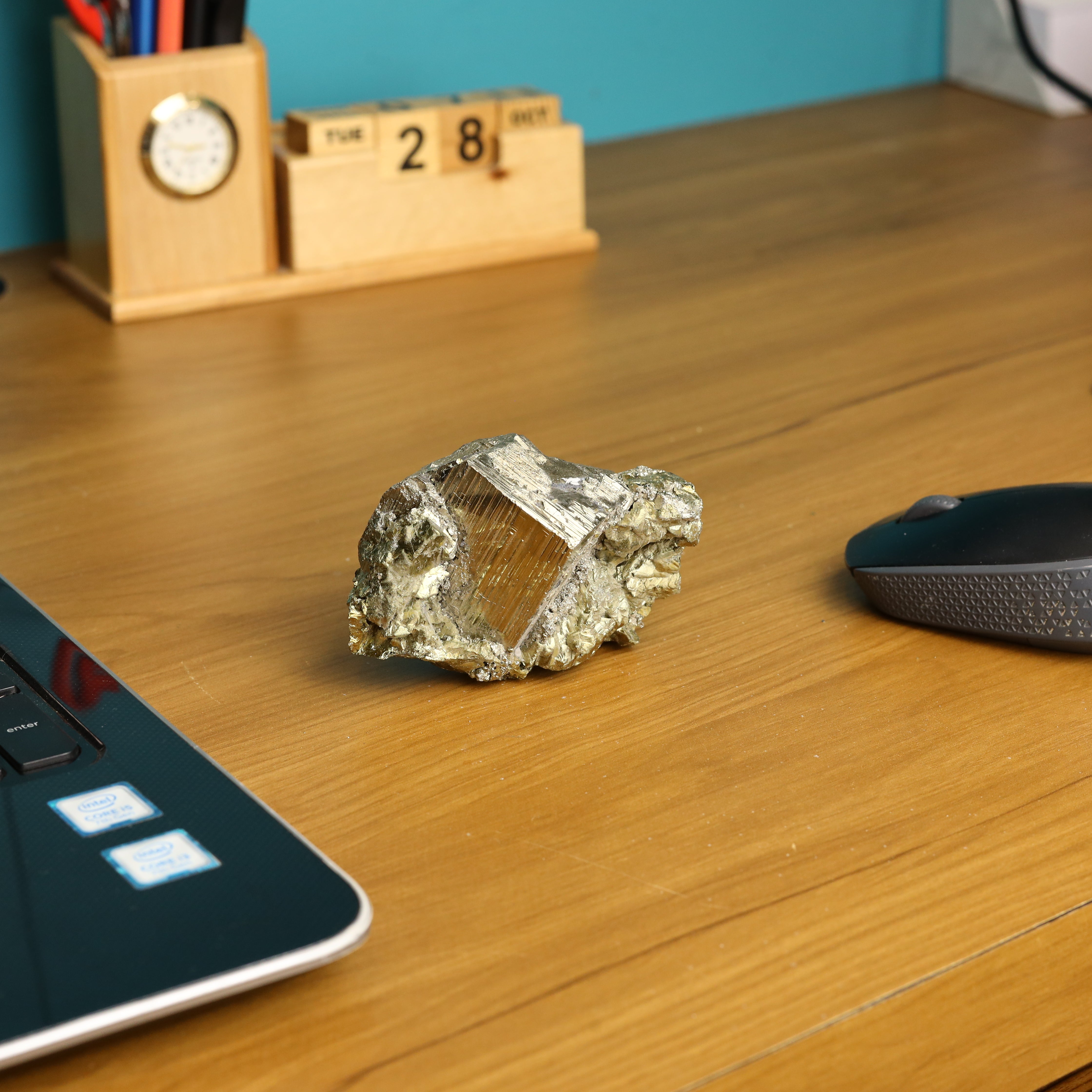 NATURAL PYRITE CLUSTER (406 GRAMS)