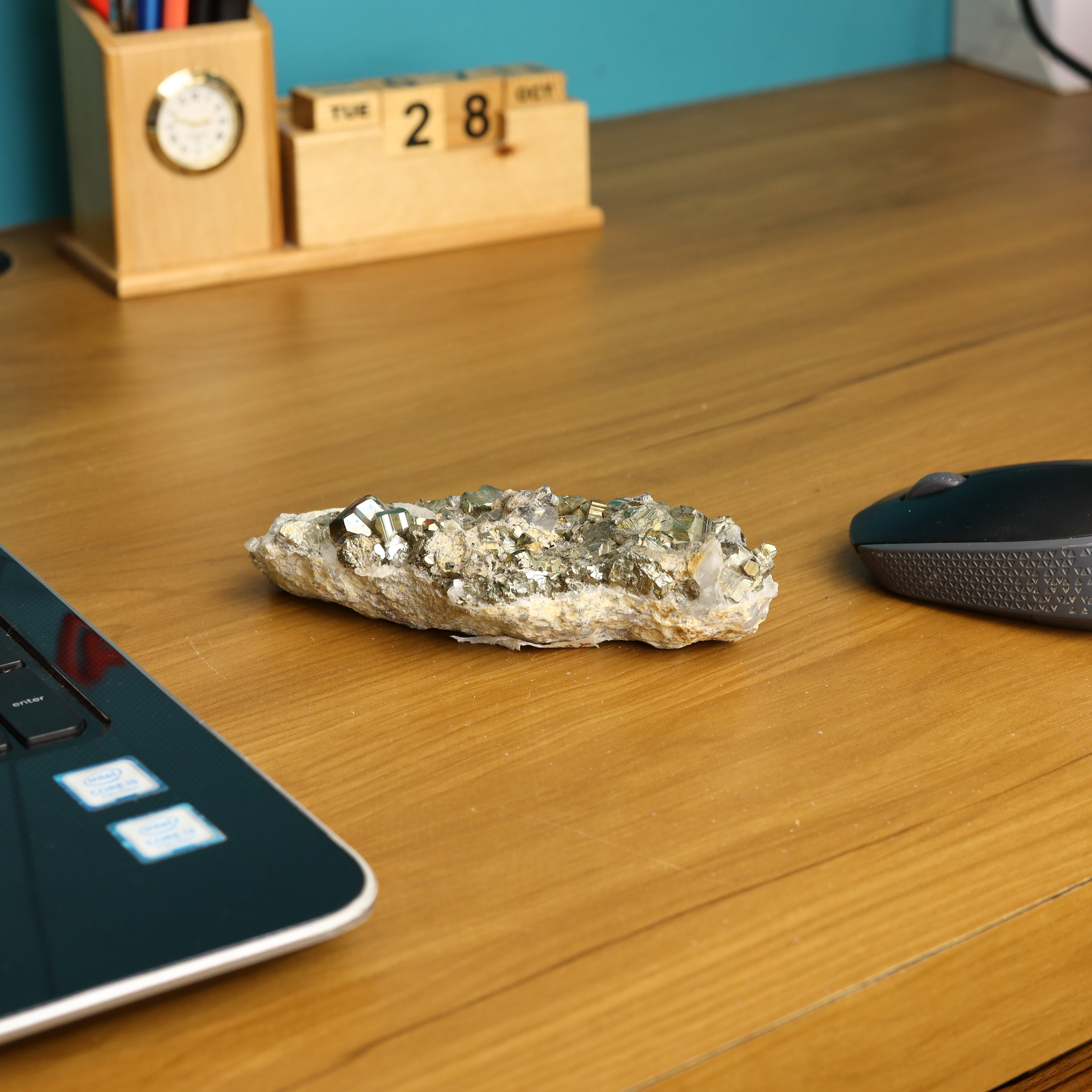 NATURAL PYRITE CLUSTER (355 GRAMS)