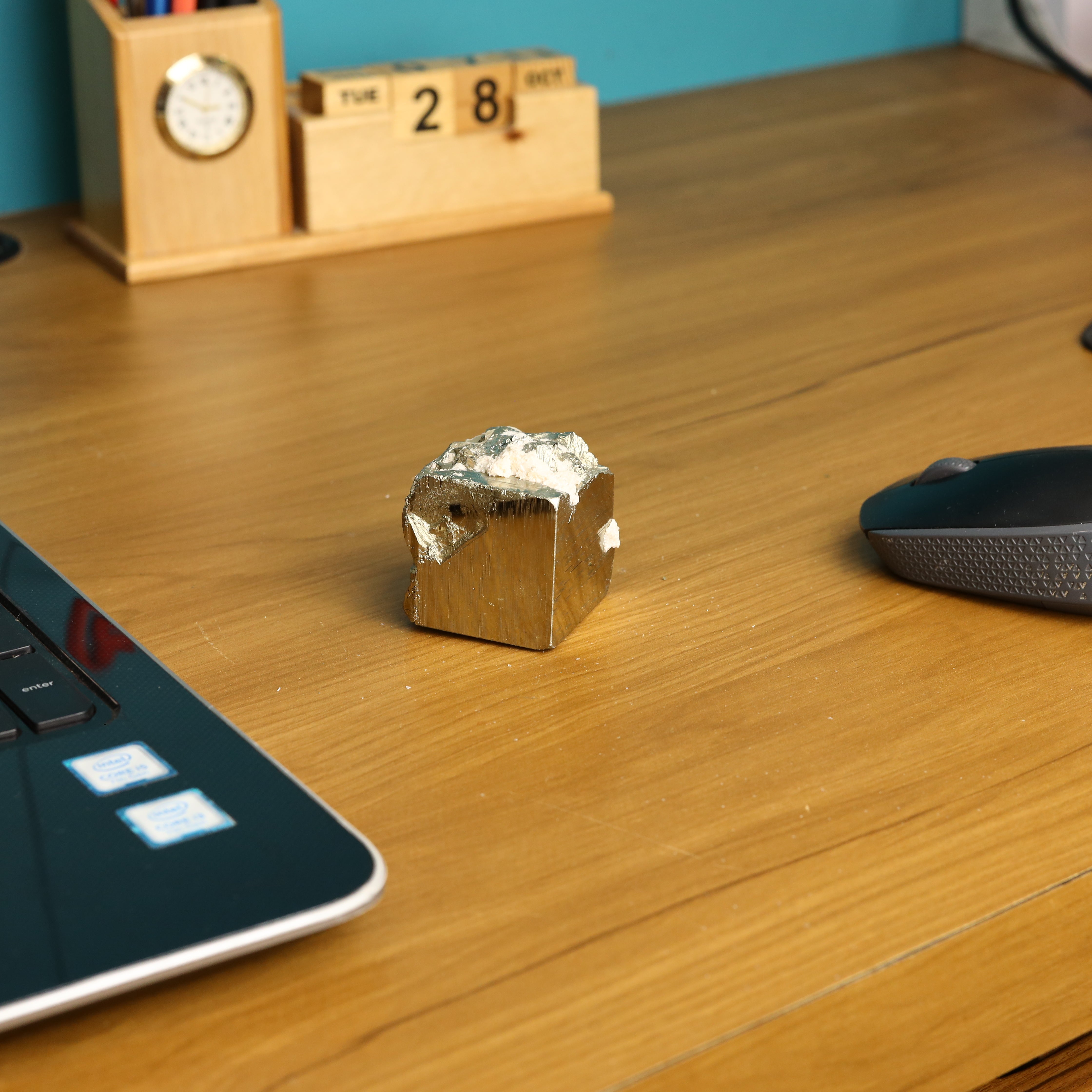 NATURAL PYRITE CLUSTER (323 GRAMS)