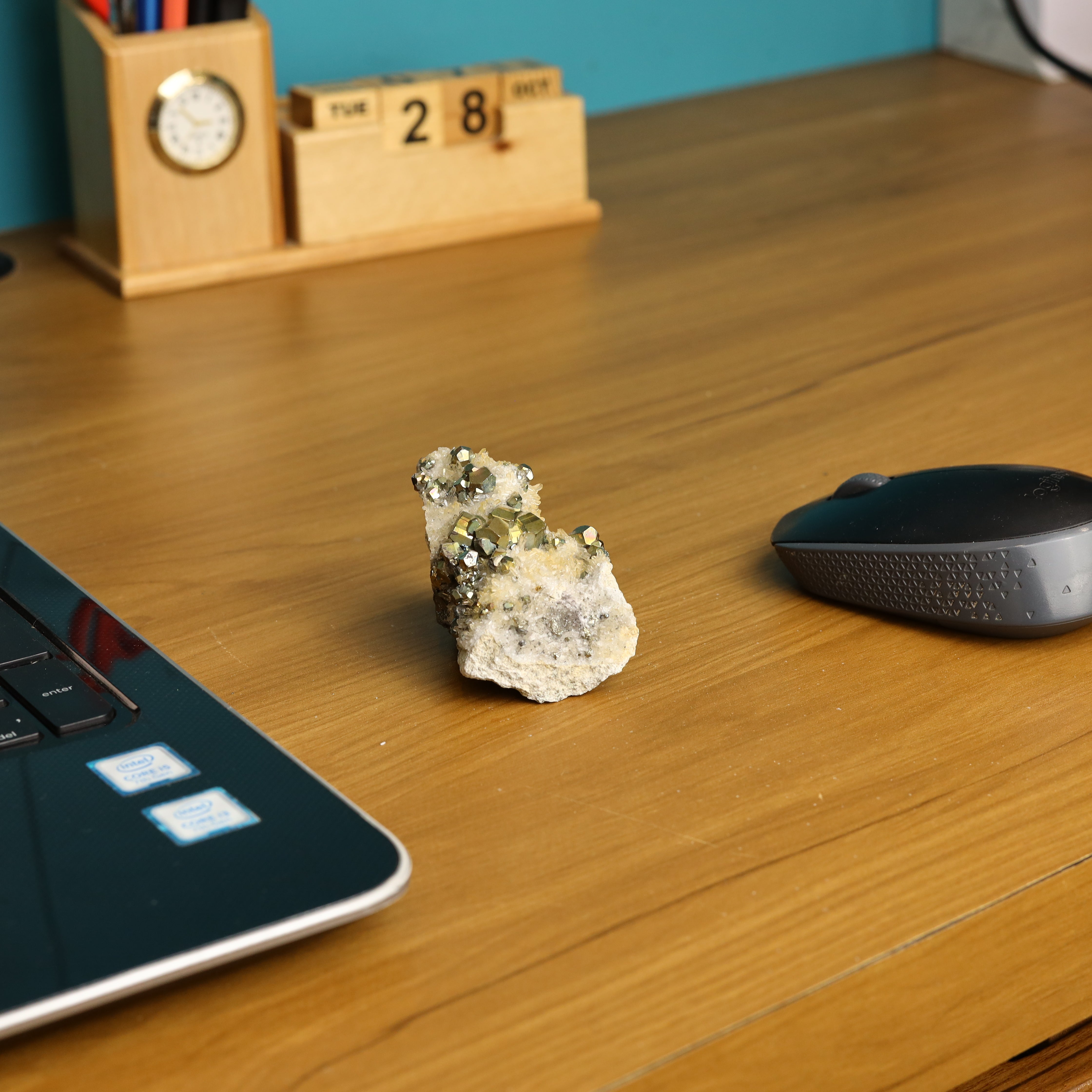 NATURAL PYRITE CLUSTER (140 GRAMS)