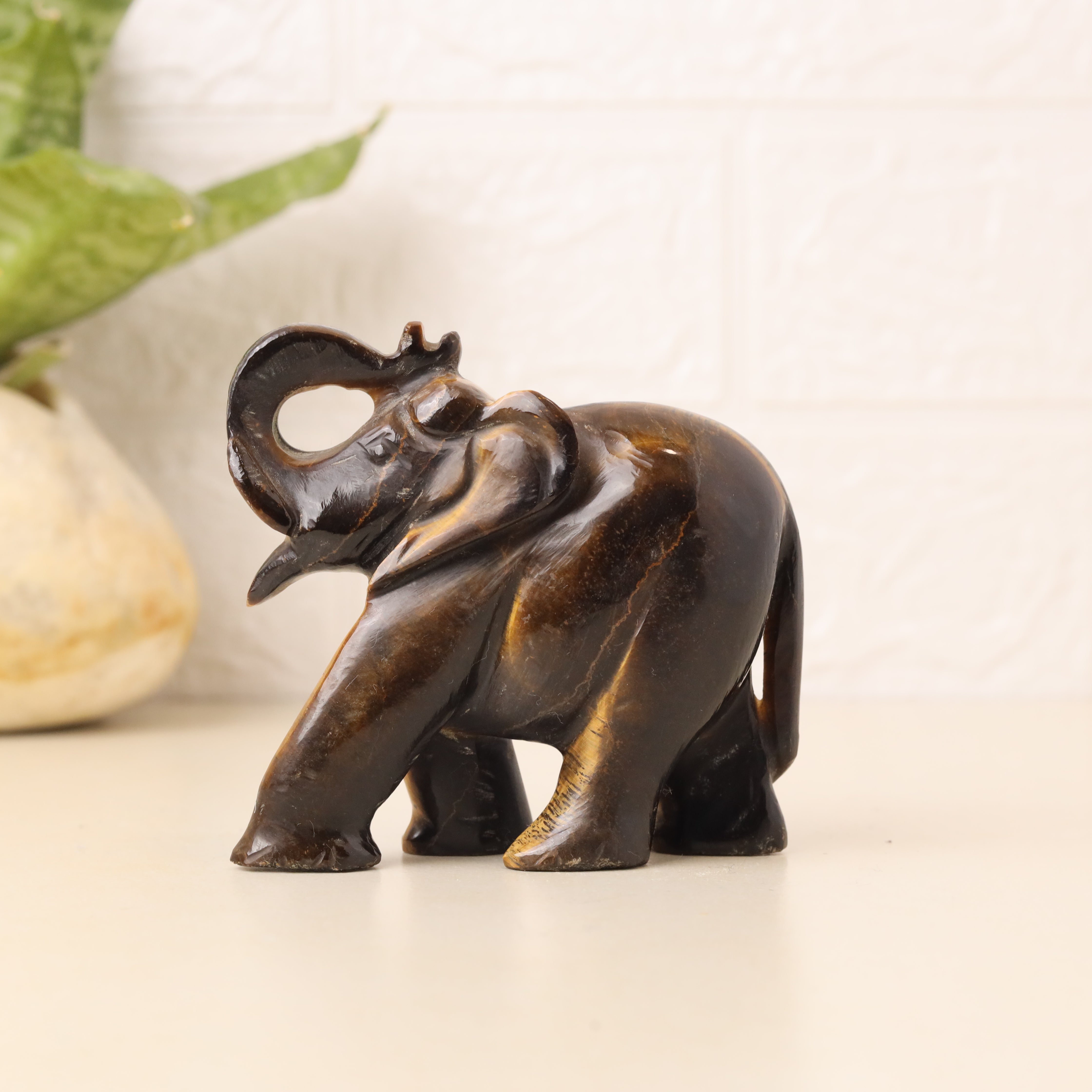 Natural Tiger Eye Elephant Hand Carved Sculpture Figurine