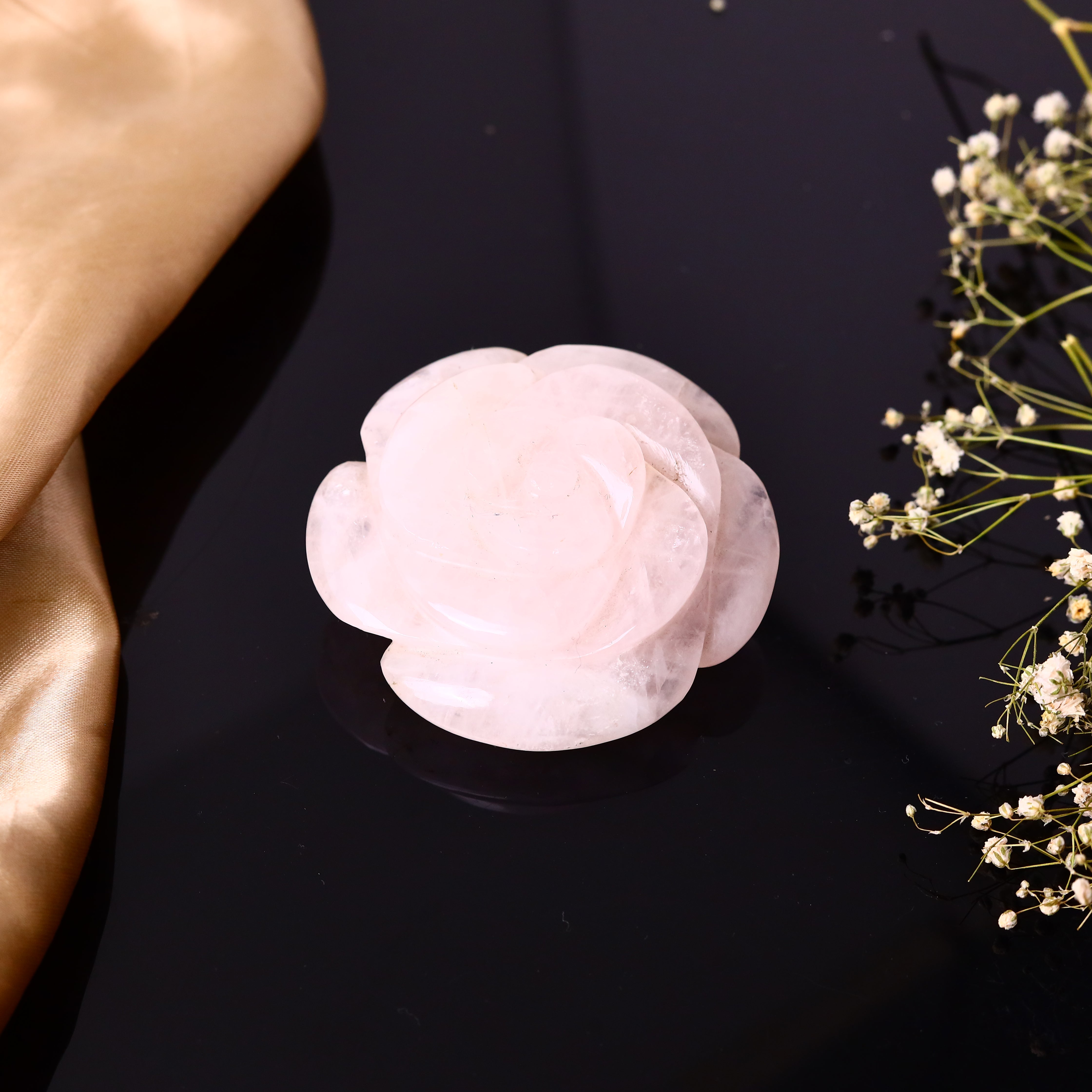 Rose Quartz Rose Carving 130g