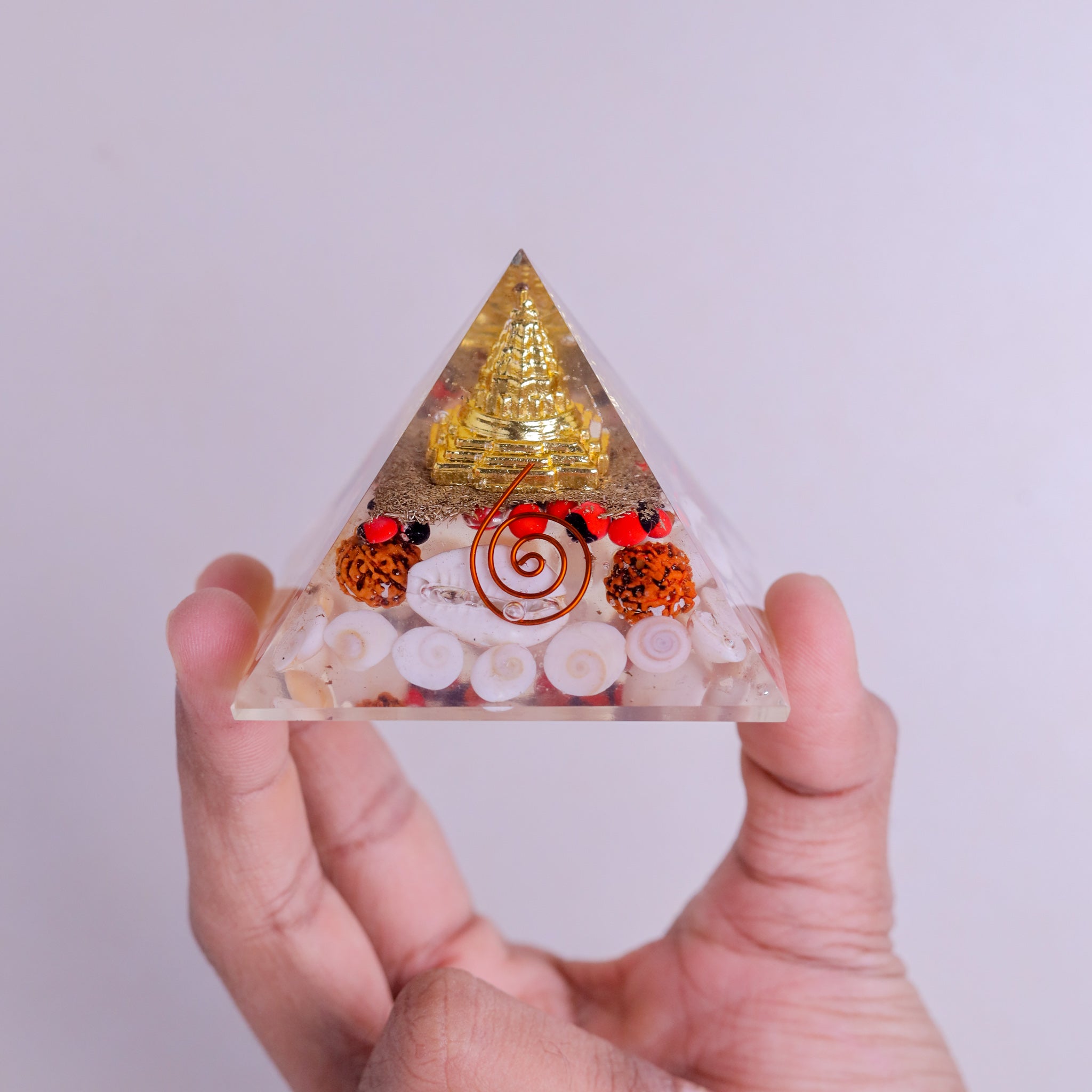 Laxmi Pyramid - Shree Yantra Gomti Chakra