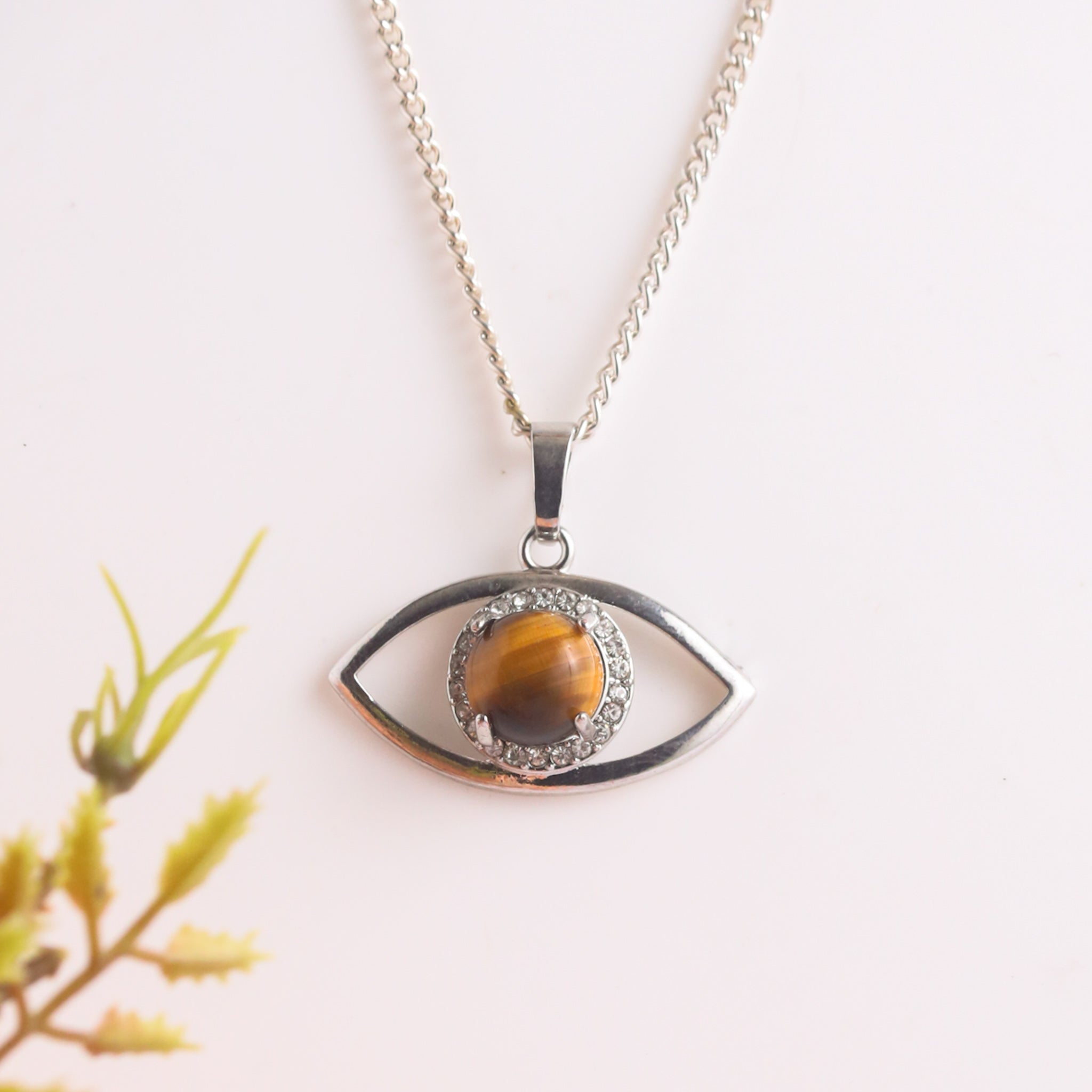 Natural Tiger Eye Pendant (Eye Shape)