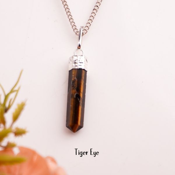 Natural Pencil Pendant Close Up – Crystal Detail | Bellarosa Gems Surat