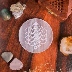 Natural Selenite Chakra Balancing Round Plate – Crystal Energy Tool