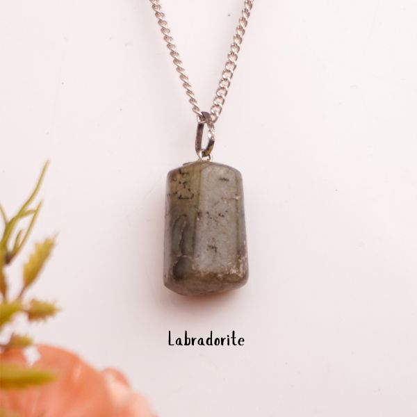 Natural Tumble Pendant 3 Group Display – All Crystal Types